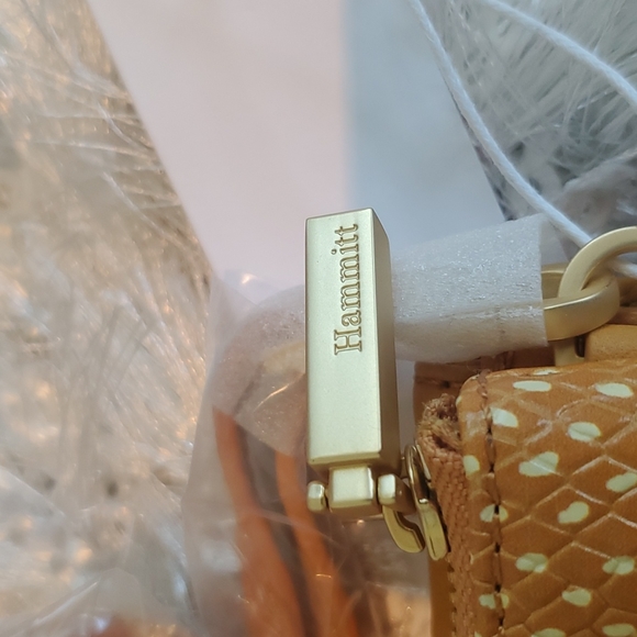 Hammitt Crossbody Wallet.. - Picture 6 of 16